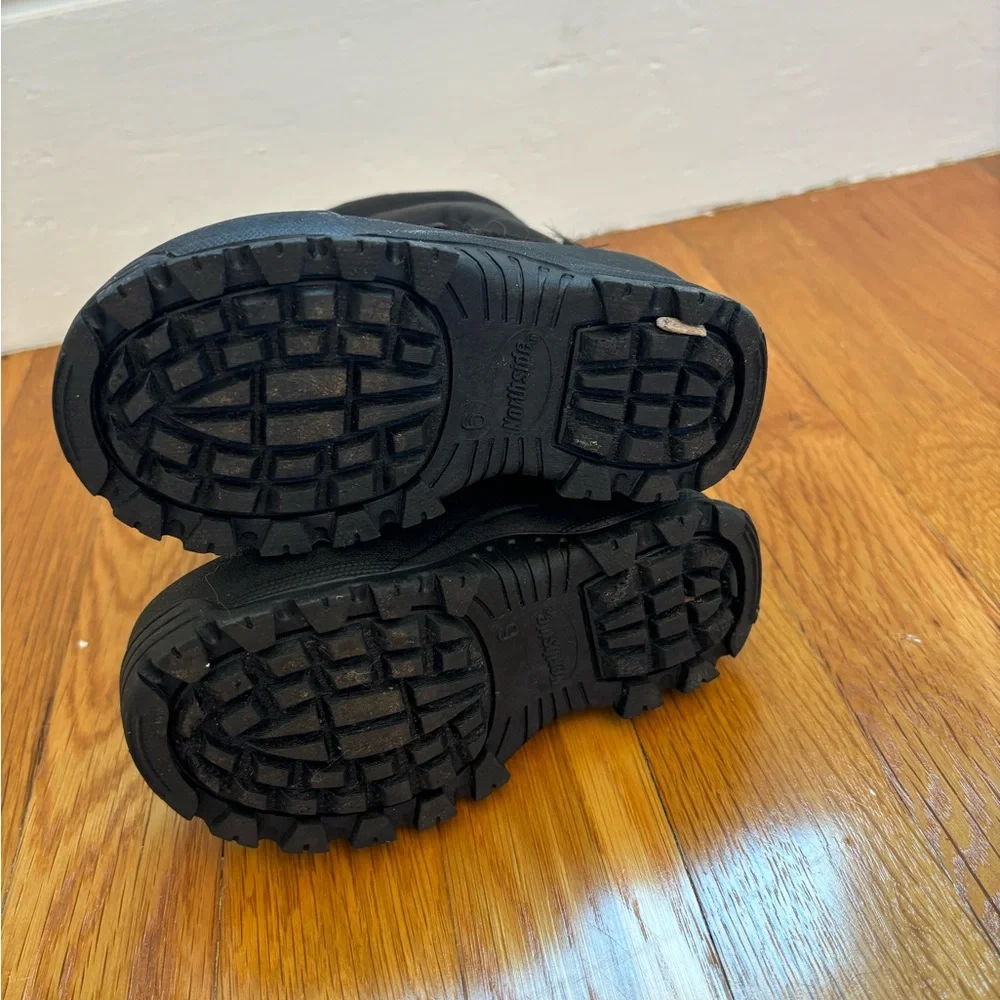 Northside, toddler insulated snow boots, size 6